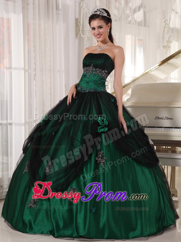 Mature Green Appliqued Strapless Quinceanera Gown Dresses