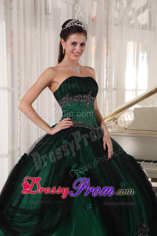 Mature Green Appliqued Strapless Quinceanera Gown Dresses