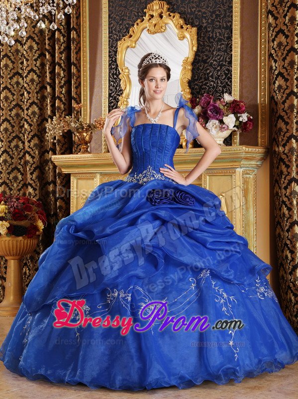 Spaghetti Straps Pick ups Appliques Organza Quinceanera Gowns