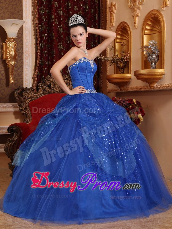 Appliqued and Sequined Blue Organza Sweetheart Quinceanera Dress