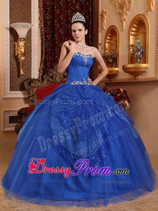 Appliqued and Sequined Blue Organza Sweetheart Quinceanera Dress