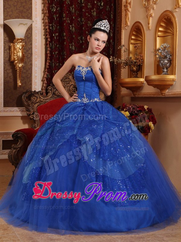 Appliqued and Sequined Blue Organza Sweetheart Quinceanera Dress