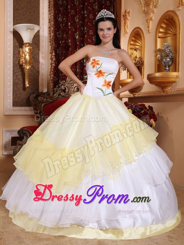 Light Yellow and White Organza Quinceanera Gown with Embroidery
