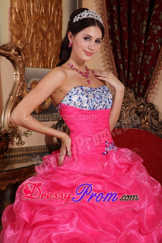 Embroidered Hot Pink Organza Quinceanera Gowns with Pick ups