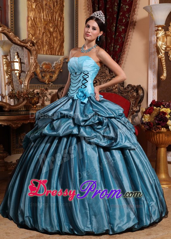 Blue Ball Gown Quinces Dresses with Hand Made Flowers Pick ups