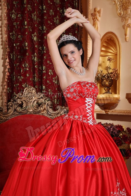 Beaded and Embroidered Red Strapless Quinces Dresses with Bow