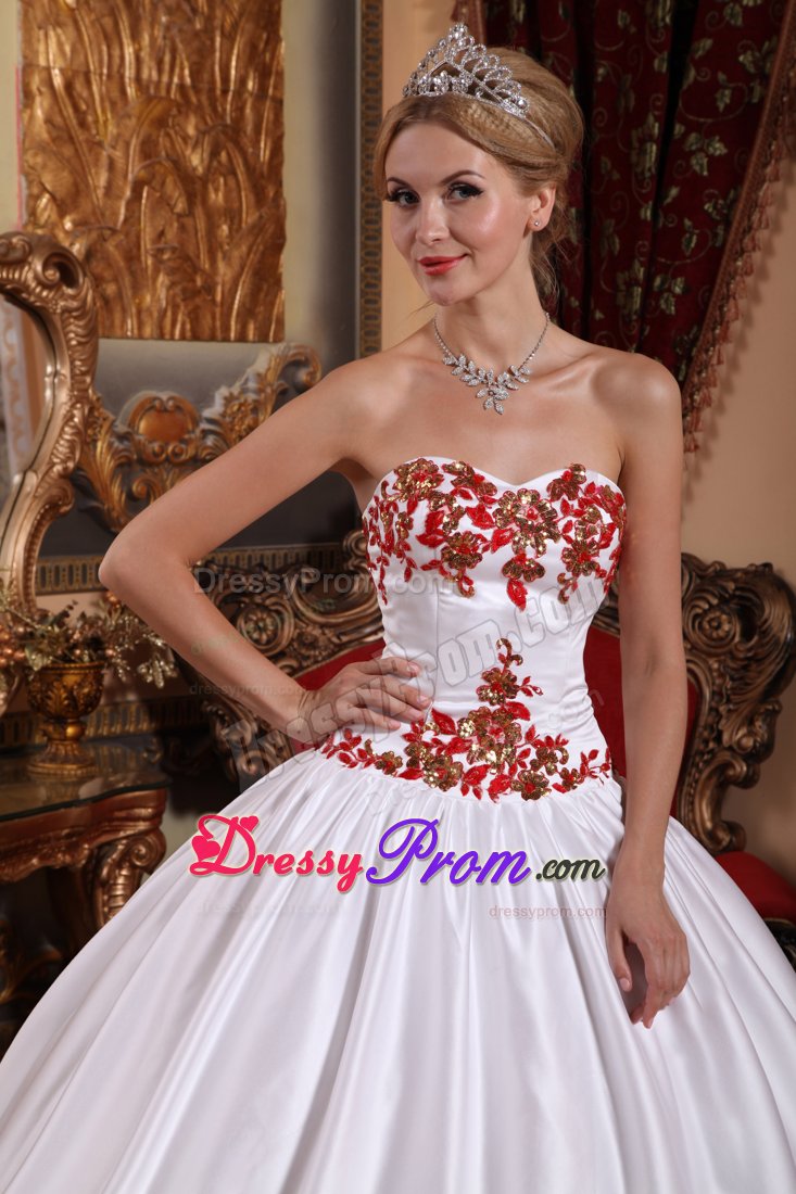 White Sweetheart Taffeta Sweet 15 Dresses with Red Appliques