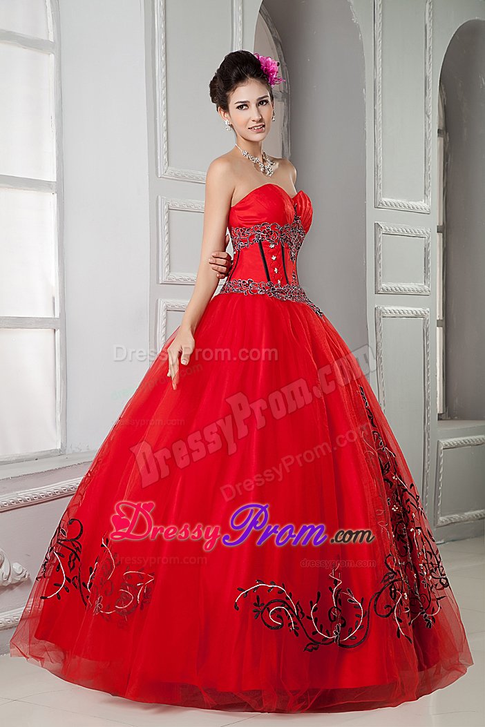 Grand Junction CO Red Sweetheart Tulle Appliqued Quince Dresses
