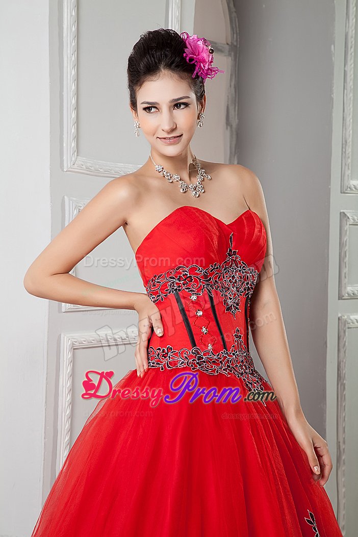 Grand Junction CO Red Sweetheart Tulle Appliqued Quince Dresses