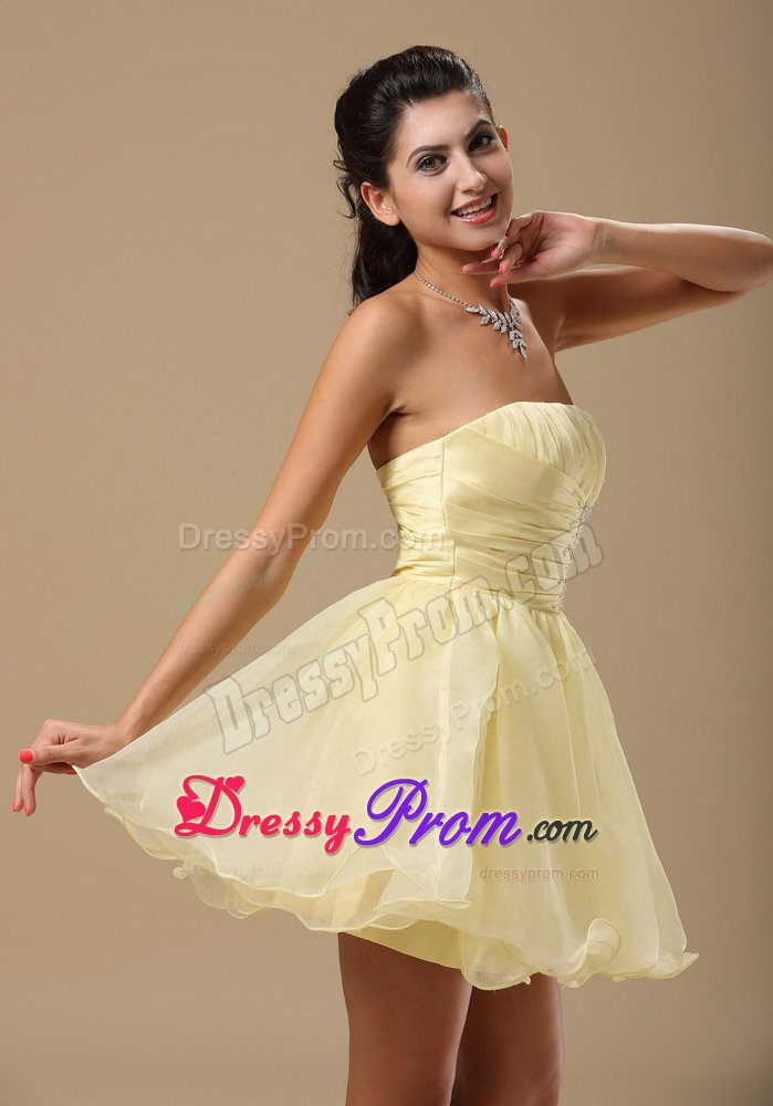 Ruched Light Yellow Beading Organza Short Prom Cocktail Dresses