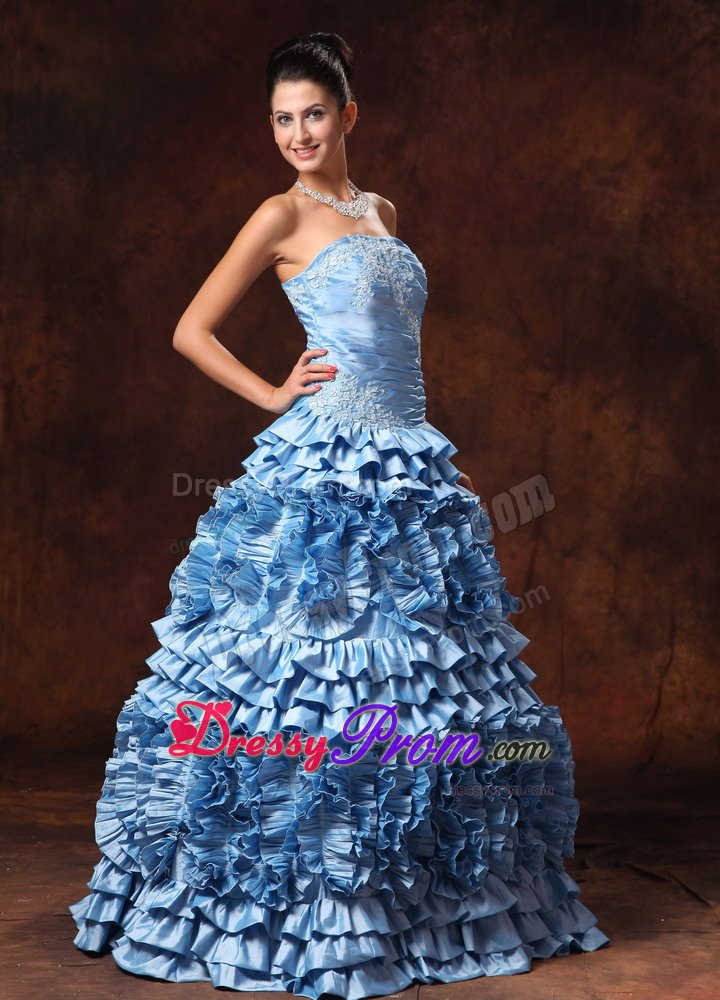 Tiered Ruffles Appliques Light Blue Ruched Prom Gowns Dresses