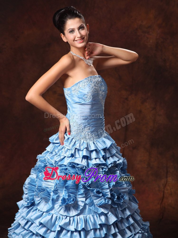 Tiered Ruffles Appliques Light Blue Ruched Prom Gowns Dresses