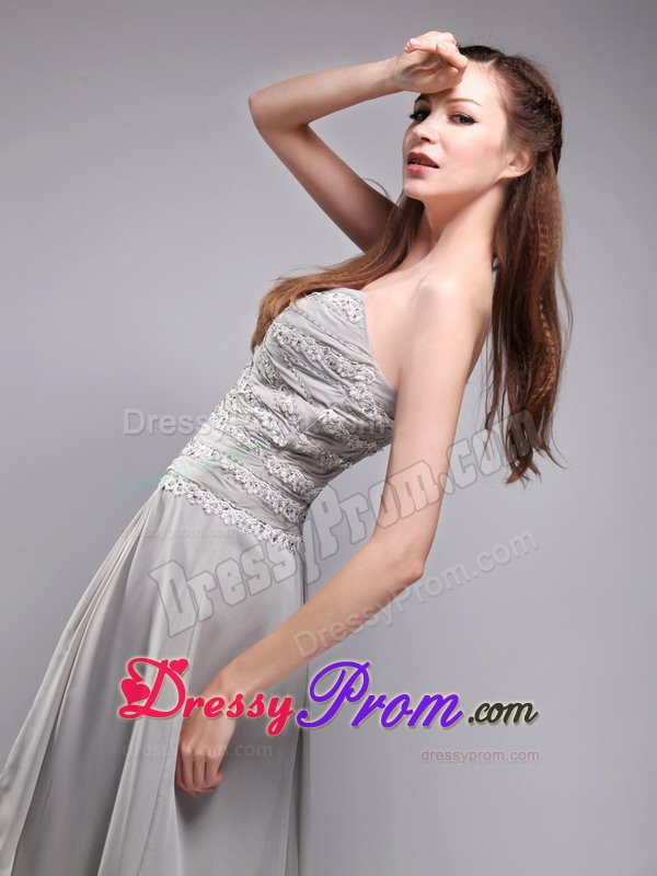 Sweetheart Brush Train Appliques Grey Prom Graduation Dress
