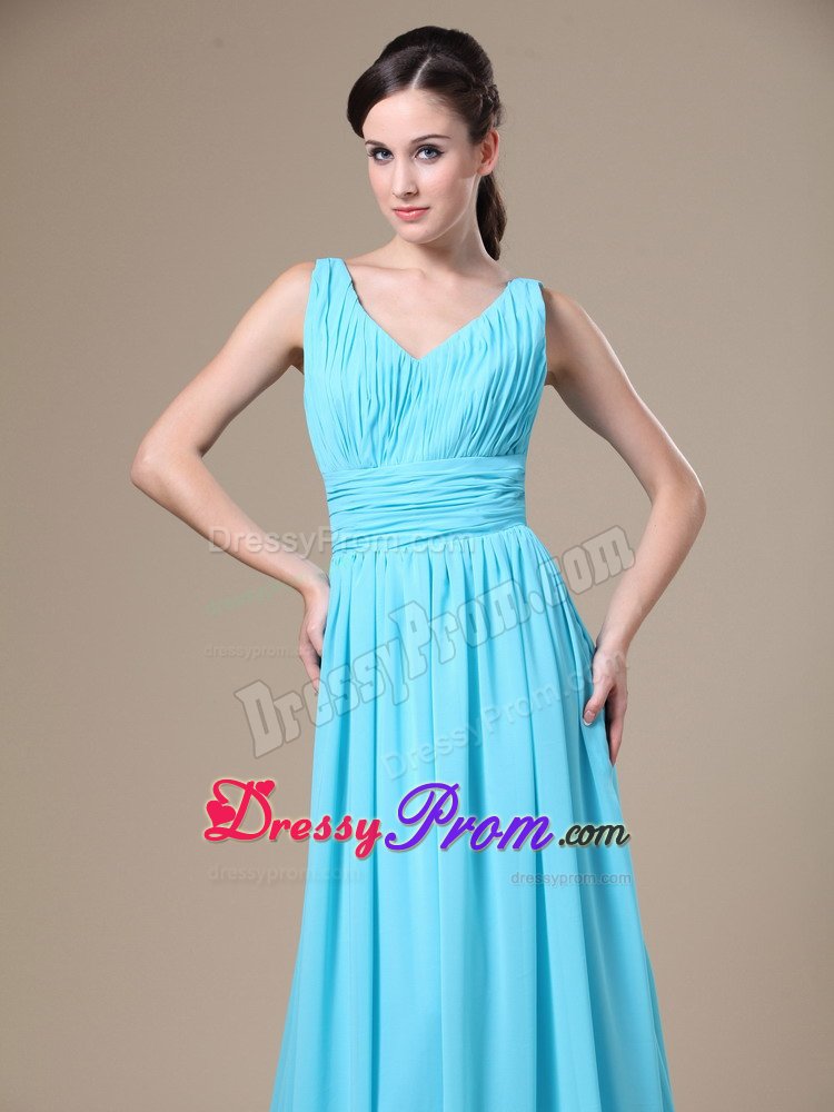Aqua Blue V-neck Ruched Small Train Lady of the Evening Dresses
