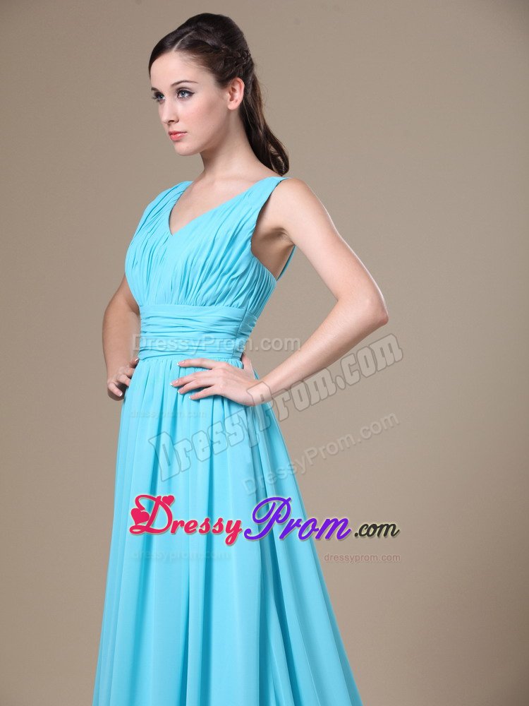 Aqua Blue V-neck Ruched Small Train Lady of the Evening Dresses