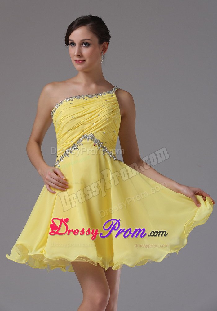 Mini Beading One Shoulder Yellow Dresses For End Of Year Socials