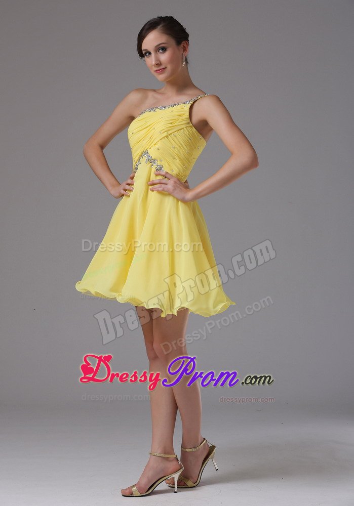 Mini Beading One Shoulder Yellow Dresses For End Of Year Socials