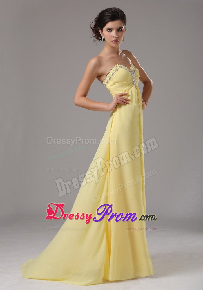 Empire Sweetheart Beading Yellow Dresses For Debutante Ball