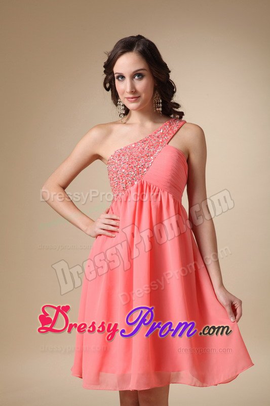Watermelon Red One Shoulder Knee-length Beading Grad Dresses