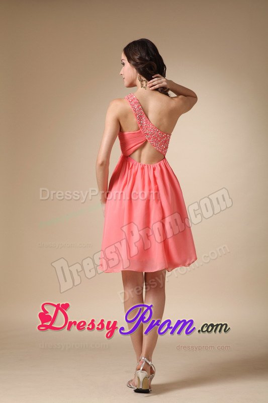 Watermelon Red One Shoulder Knee-length Beading Grad Dresses