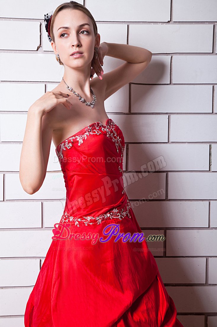 Prom Dress Appliques Floor-length in Red A-line Strapless