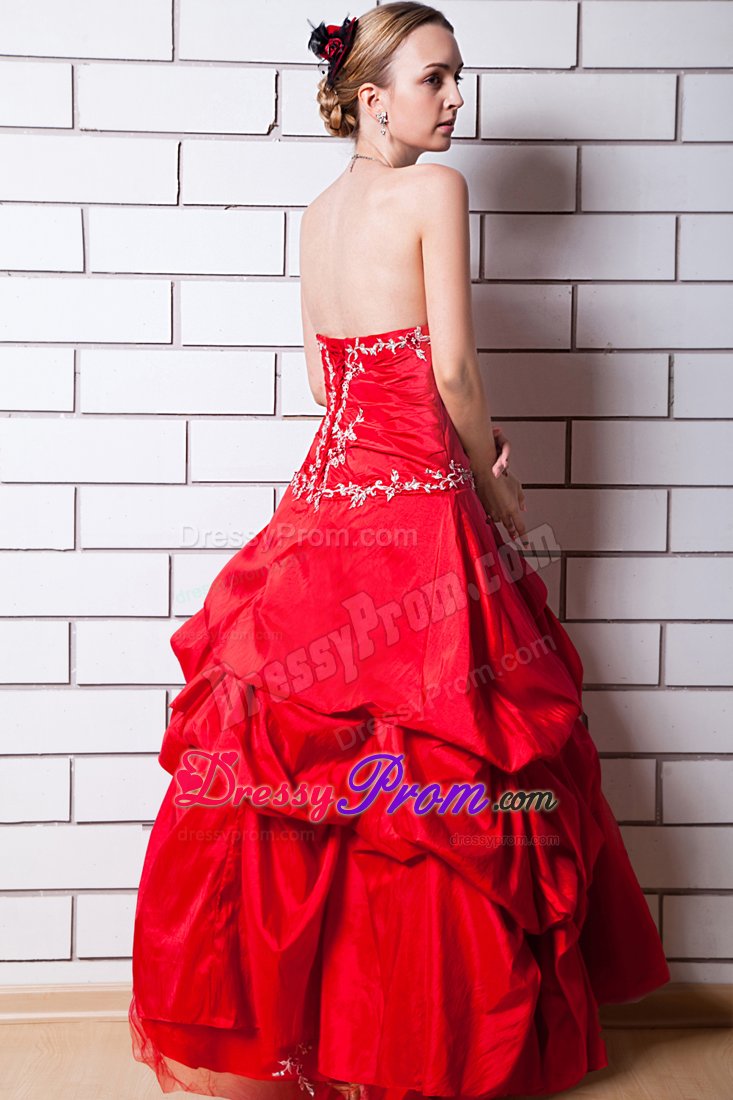 Prom Dress Appliques Floor-length in Red A-line Strapless