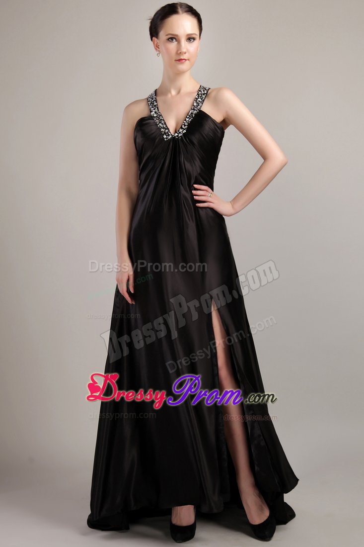 Black Empire Beading V-neck Sweep / Brush Prom Dresses