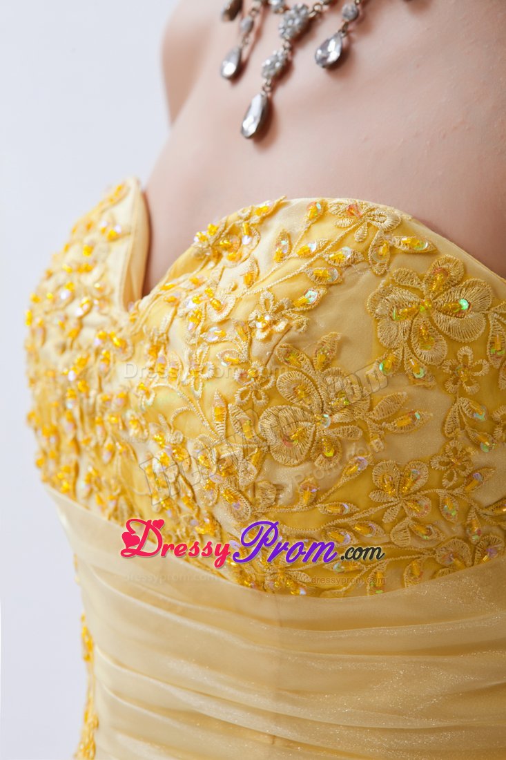 Sweetheart Light Yellow A-line Prom Dress with Beaded Appliques