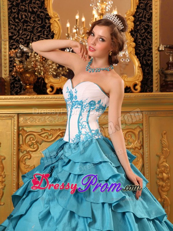 Turquoise and White Quinceanera Gown Dresses with Embroidery