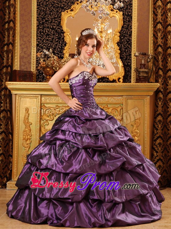 Appliques and Pick ups Accent Sweetheart Purple Quinces Dresses