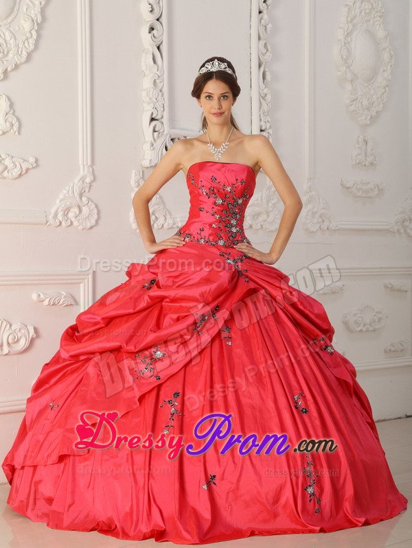 Watsonville CA Red Quinceanera Dress with Appliques and Pick ups