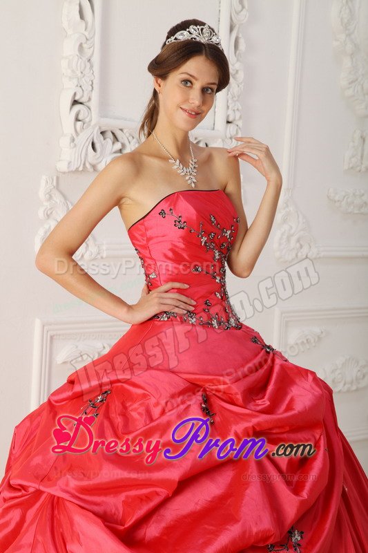 Watsonville CA Red Quinceanera Dress with Appliques and Pick ups
