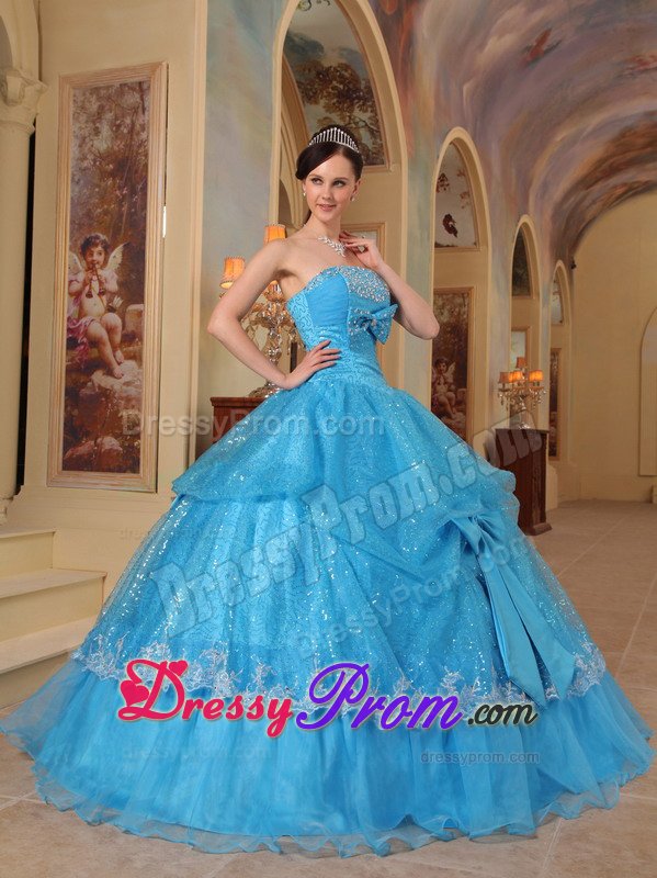 Bowknots Accent Blue Organza Sweet Sixteen Dresses with Sequins
