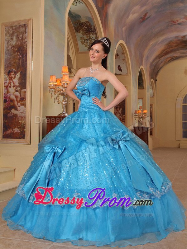 Bowknots Accent Blue Organza Sweet Sixteen Dresses with Sequins