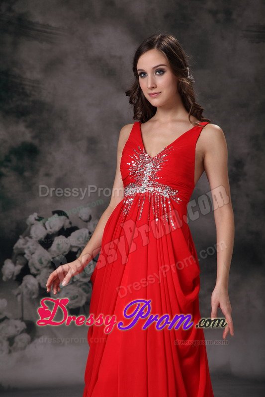 Low Price V-neck Chiffon Red Beaded Prom Evening Dresses