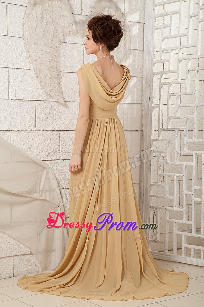 2013 Affordable V-neck Champagne Beaded formal Prom Dress