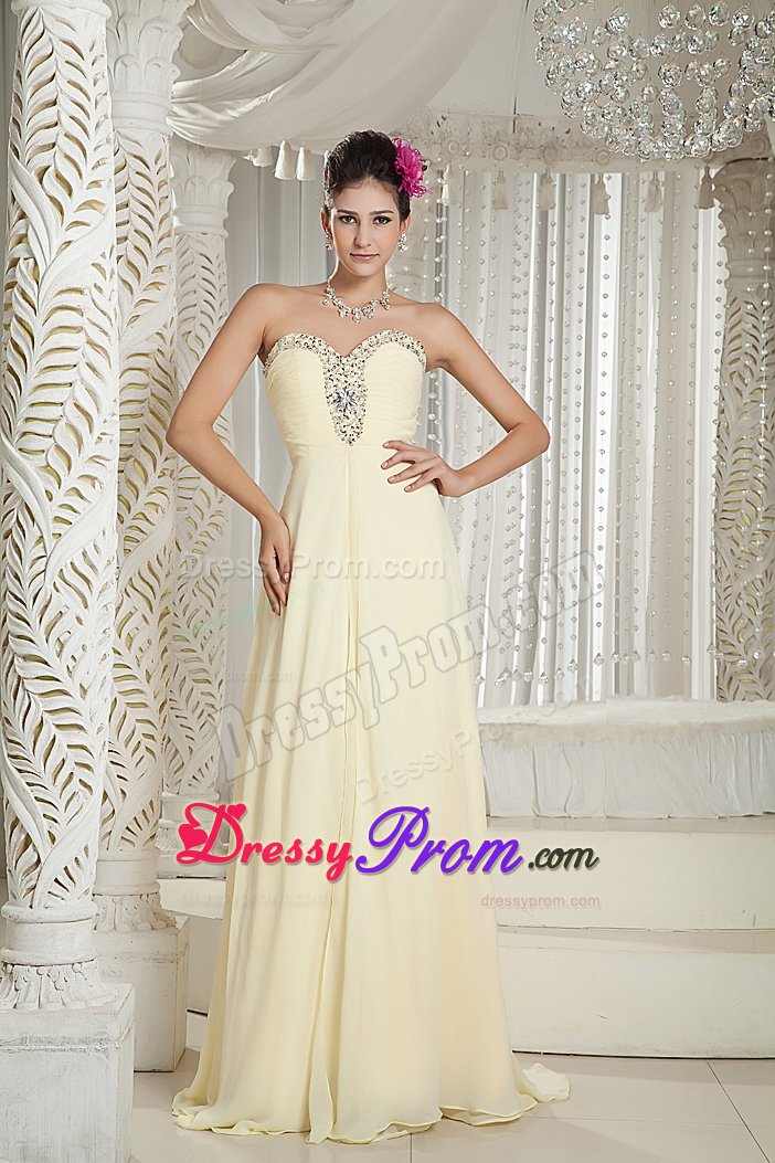 Fast Delivery Light Yellow Beaded Brush Train Prom Dress