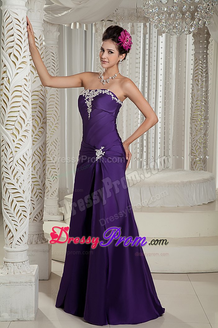 Popular Appliqued Purple Strapless Prom Dress in Lincolnshire