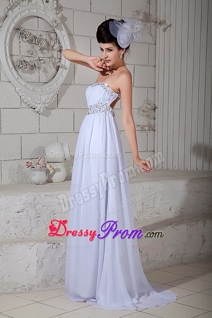 Latest Strapless Ruched White Prom Dress with the Back out