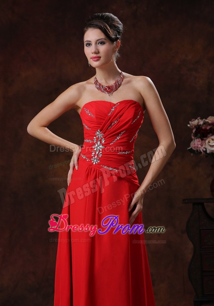 Red Strapless Floor-length Prom Celebrity Dress with Rhinestones