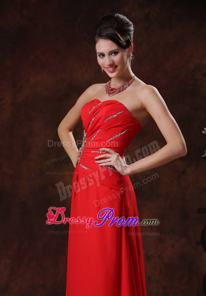 Red Strapless Floor-length Prom Celebrity Dress with Rhinestones