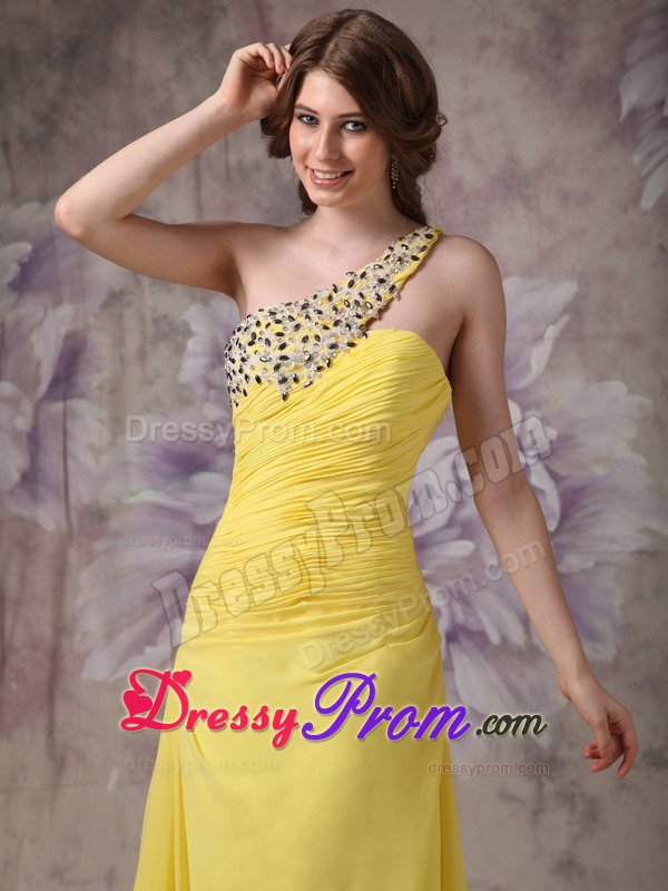 Beading Yellow One Shoulder Prom Dama Dresses for Quinceanera Dress