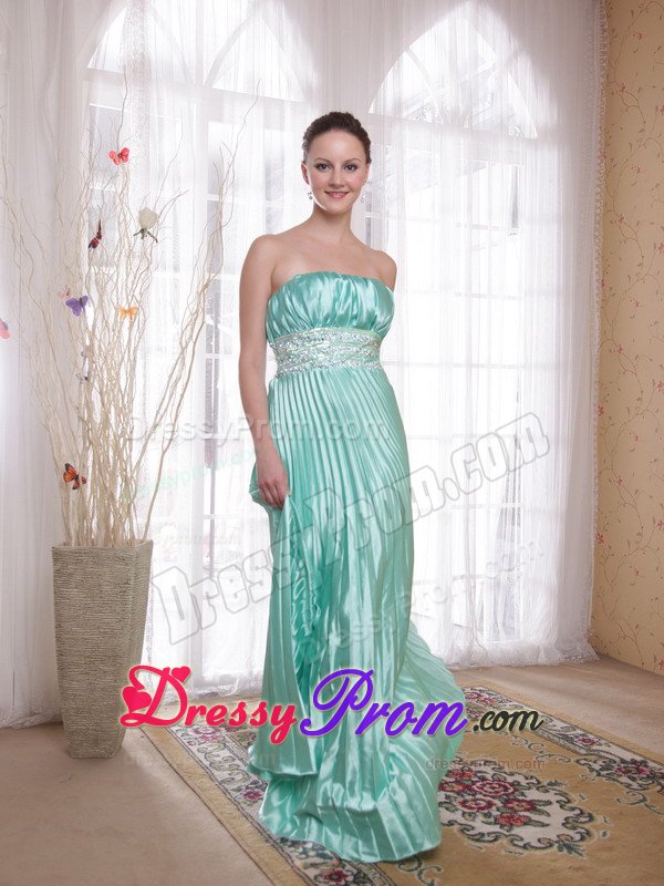 Beading and Pleats Accent Prom Celebrity Dresses in Apple Green