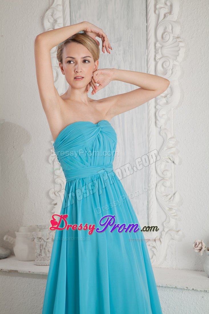 Sweet Zipper-up Ruched Bodice Prom Celebrity Dress Brush Train Chiffon