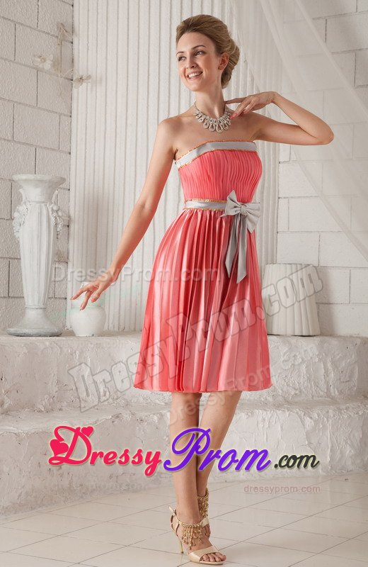Sweet Strapless Pleat Prom Dresses with Bowknot Knee-length for Imperatriz