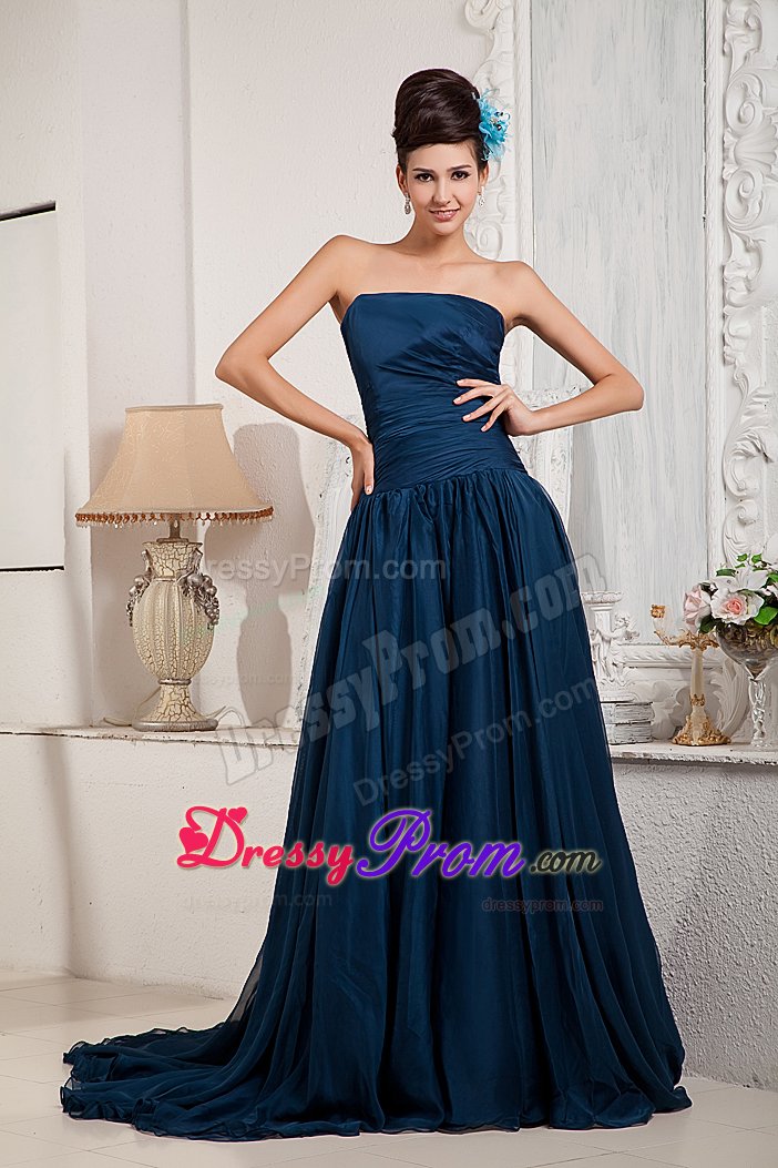 Recommended Brush Train Prom Homecoming Dresses with Ruched Bodice