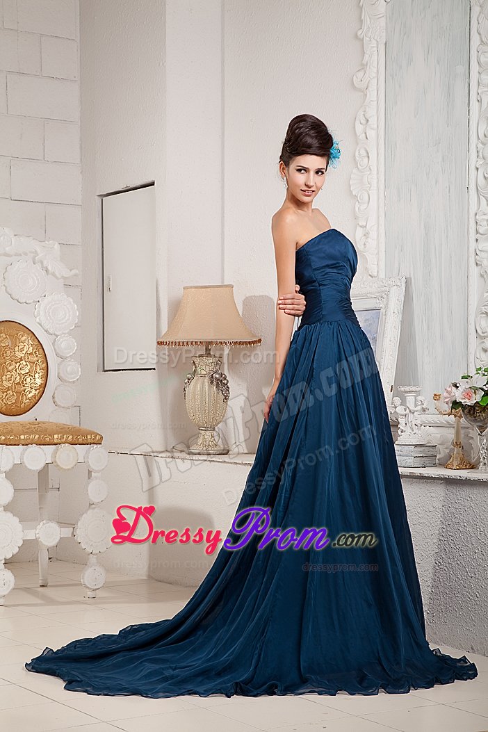 Recommended Brush Train Prom Homecoming Dresses with Ruched Bodice