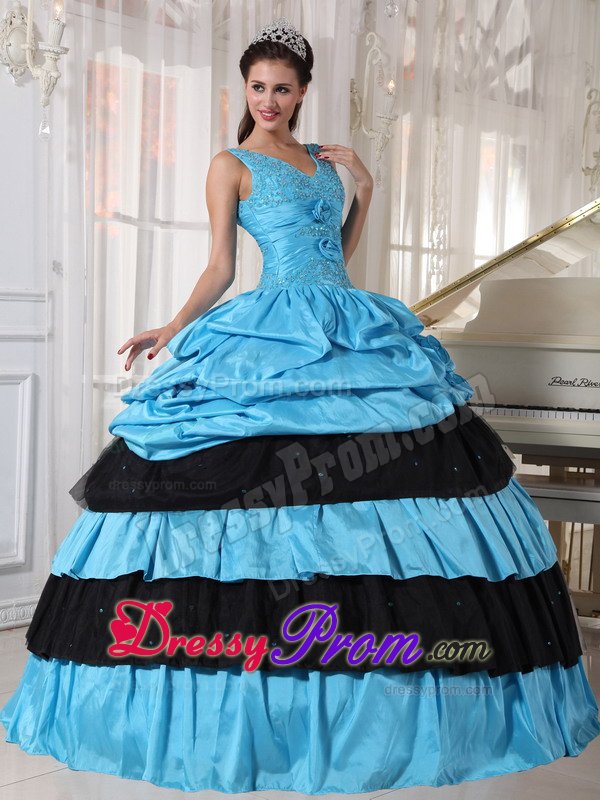 Blue and Black Taffeta Sixteen Quinceanera Dress with Appliques
