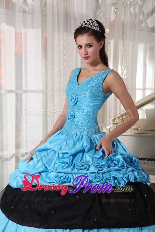 Blue and Black Taffeta Sixteen Quinceanera Dress with Appliques
