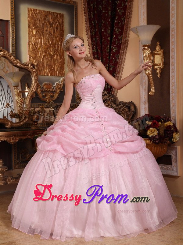 Tasty Pink Ruffled Dresses for a Quince Beaded Appliques Strapless